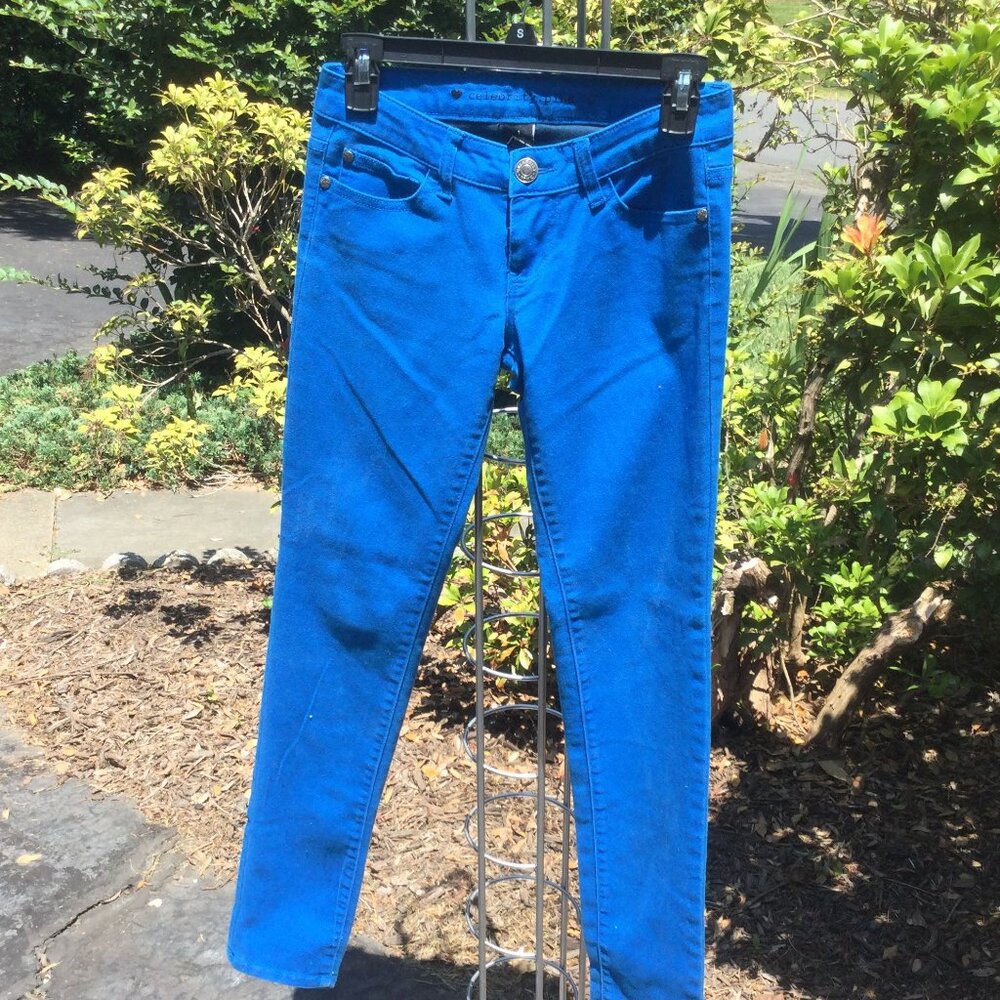 Celebrity Pink skinny  Bright blue Jean